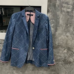 Tommy Hilfiger jacket used once size 10 bought from Macy’s